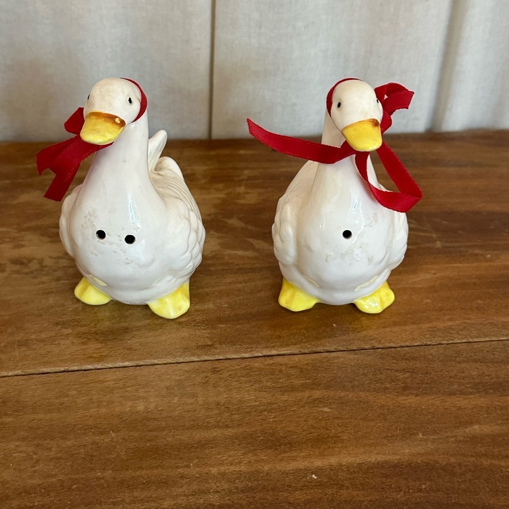 White and Red Ceramic Swan Salt and Pepper Shakers